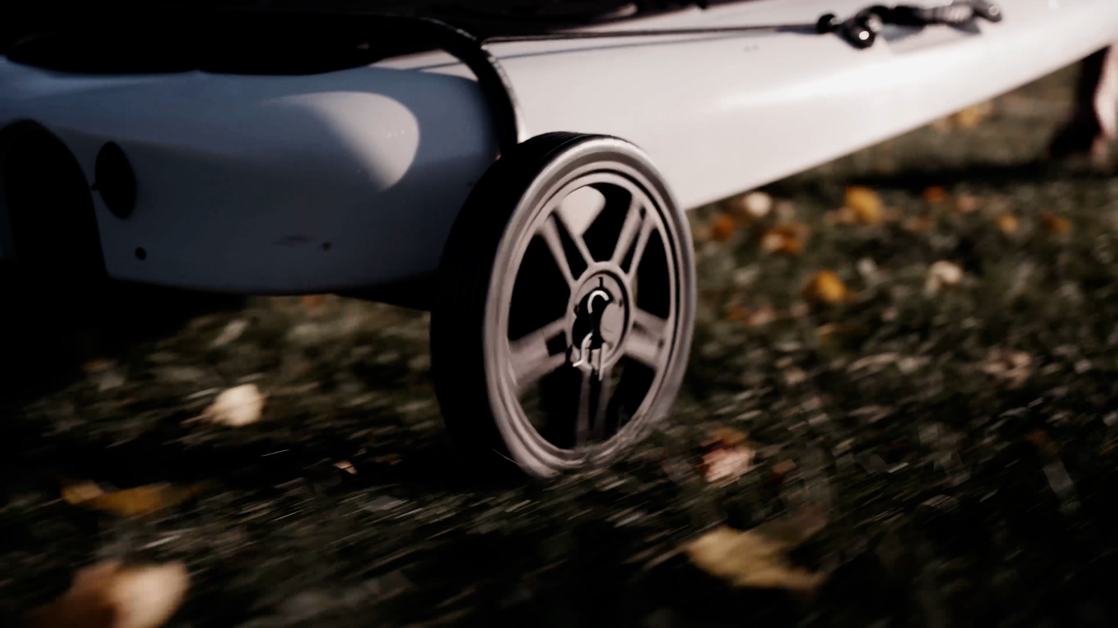 E-Surf_Edit_30Sec_Horizontal_9